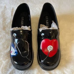 fabul nursing shoes